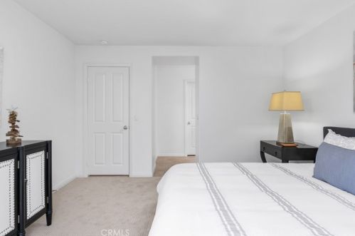 42 Arborside, Irvine CA  92603-0111 exterior