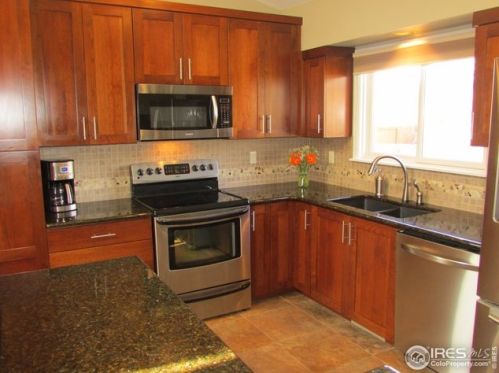 2455 Hampshire Sq, Fort Collins CO  80526-5839 exterior