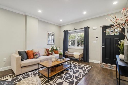 1243 24th St, Philadelphia PA  19121-4820 exterior