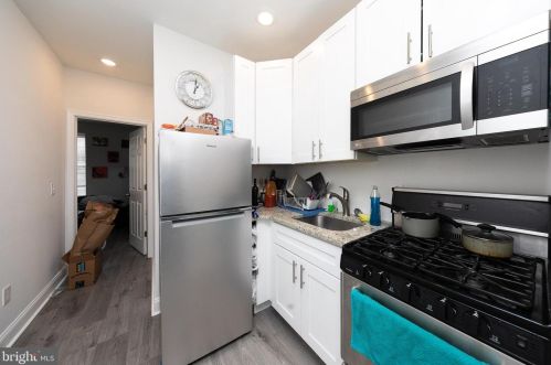 2244 16 St, Philadelphia PA 19132-4419 exterior