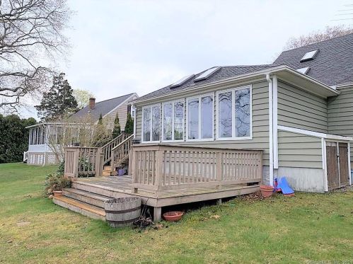 26 Huntley Ct, Niantic, CT 06357-1719