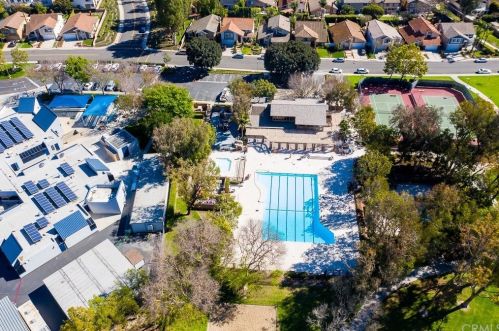 4 Campanero, Irvine CA  92620-1821 exterior