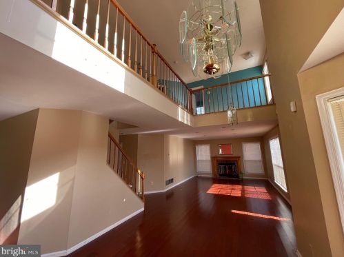 12 Colebrook Ct, Princeton NJ  08540-7050 exterior