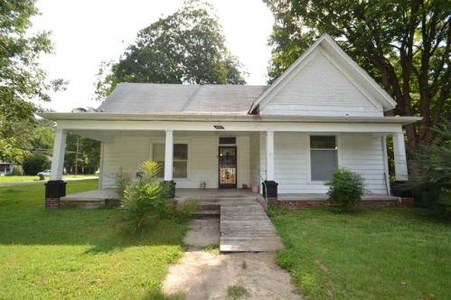 400 18th Ave, Three Way, TN 38343-2916