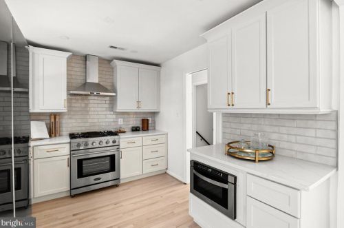 1603 Ballard St, Silver Spring MD 20910-2732 exterior