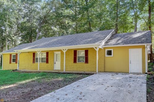 110 Crestwood Dr, Holly Springs, GA 30114-8529