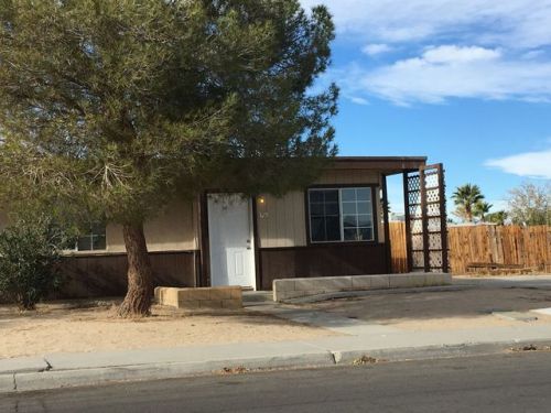 329 Gold Canyon St, Ridgecrest, CA 93555-5762