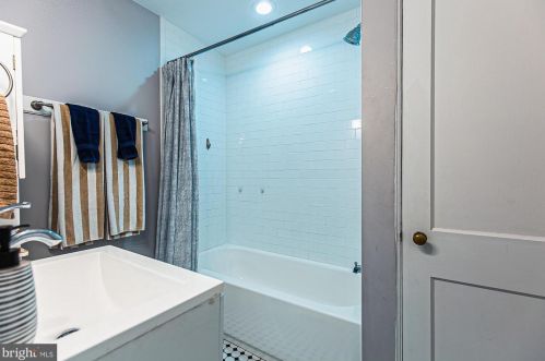 10709 Lorain Ave, Silver Spring MD 20901-3249 exterior