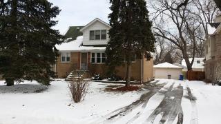 727 Phillippa St, Oak Brook IL  60521-2444 exterior