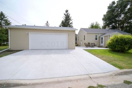 101 4th St, Lockhart, MN 56510-1634