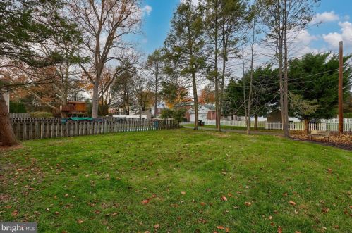 975 Salisbury Ct, Lancaster PA  17601-5163 exterior