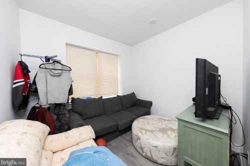 2244 16 St, Philadelphia PA 19132-4419 exterior