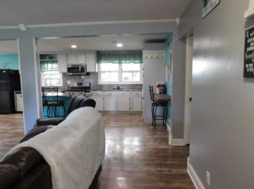 24308 Marble Rd, Minooka, IL 60410-9321