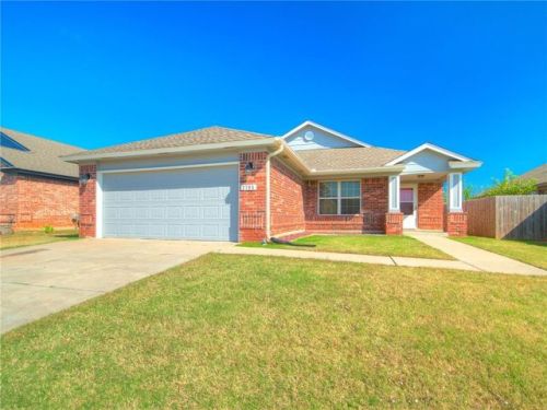 2705 Wheatland Dr, Norman, OK 73071-1152
