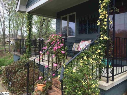 1115 Crestview Rd, Easley, SC 29642-2403