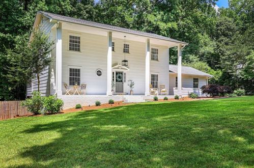 2161 Fox Hound Pkwy, Marietta, GA 30062-6327
