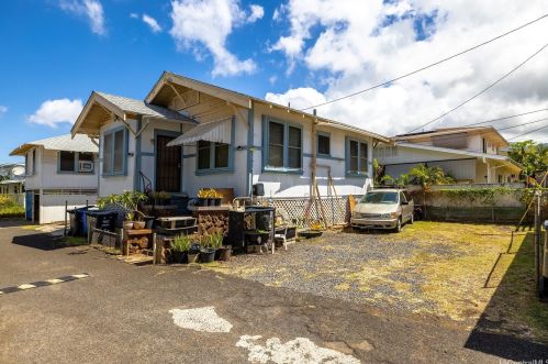 1346 10 Ave, Honolulu HI  96816-2908 exterior