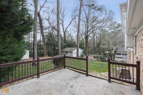 2757 Eaton Pl, Atlanta GA  30341-3915 exterior