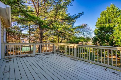 4072 Peachtree Farms Rd, Rex GA  30273-1380 exterior