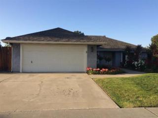 2587 Barstow Ave, Clovis, CA 93611-6229
