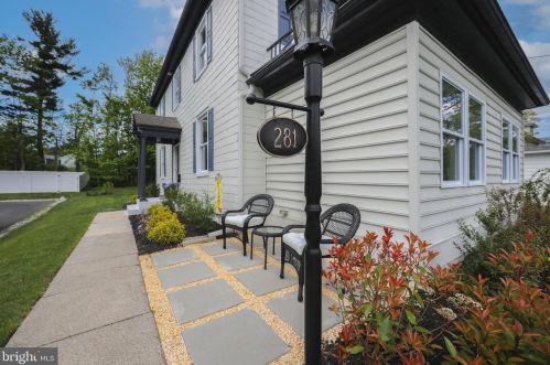 281 Rhoads Ave, Tavistock NJ  08033-1470 exterior