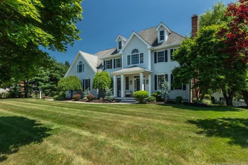 12 Allen Ridge Dr, Ellington, CT 06029-3666