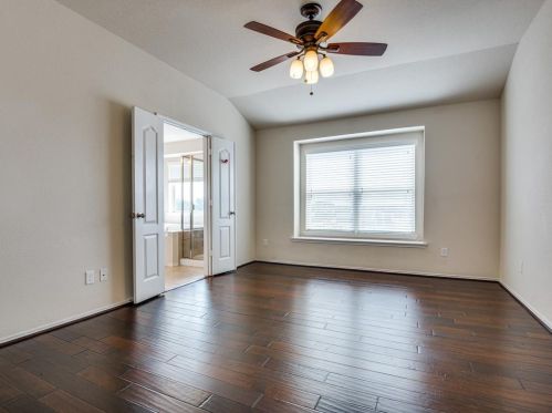 2140 Mcparland Ct, Carrollton TX 75006-2911 exterior