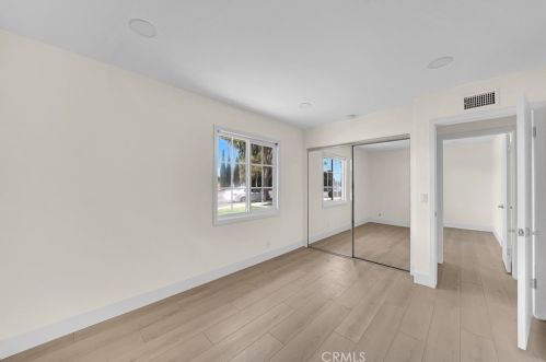 5771 Heil Ave, Huntington Beach CA  92649-3771 exterior
