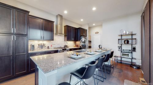 9372 58 Pl, Denver CO 80238 exterior