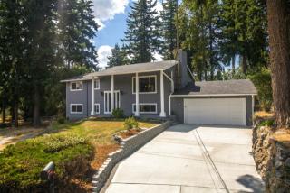 7020 Homestead Ct, Tacoma, WA 98404-5046