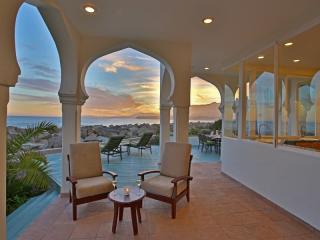 871 Sand Point Rd, Carpinteria, CA 93013-1107