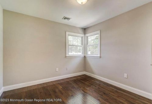 48 Hosford Ave, Leonardo NJ  07737-1738 exterior