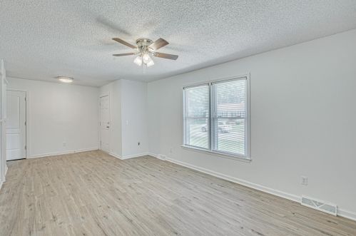 228 Trinity Pl, Ladson SC  29456-3229 exterior