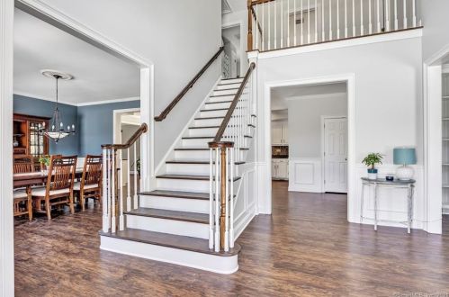 28 Pearmain Rd, Huntington, CT 06484-2122