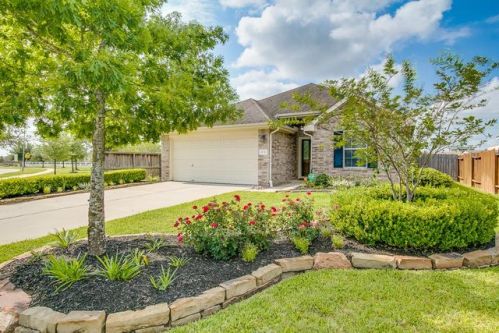 2138 Hawthorne Brook Ln, Fresno, TX 77545-6079