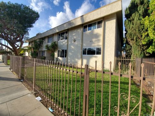 419 Queen St, Inglewood, CA 90301-1164