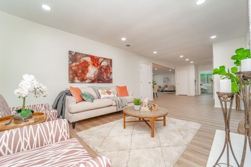 5443 Polo Ct, Riverside CA  92509-5351 exterior