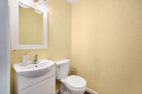 120 Erskine Fry, Seguin TX 78155 exterior