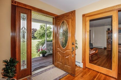 1 Chelsea Ct, Fredon, NJ 07860-6725