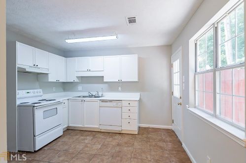 6376 Wedgeview Ct, Tucker, GA 30084-1348