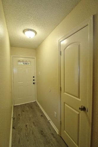 8 Ventnor Ave, Midlothian TX  76065-6723 exterior