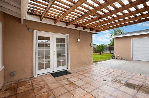 3139 Tyler Ave, Anaheim CA  92801-6039 exterior