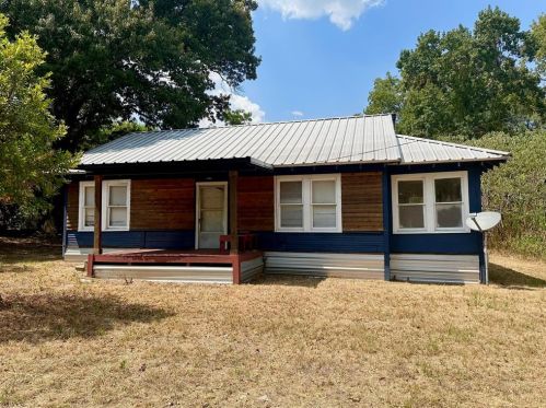 1006 Houston Ave, Mapleton, TX 75835-2236