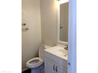 820 Maltby Cres, Norfolk VA  23504-3412 exterior