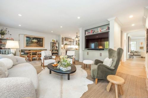 124 Havemeyer Pl, Greenwich CT  06830-6332 exterior
