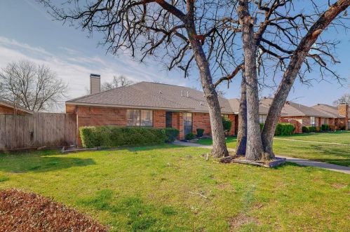 1904 Irving Heights Dr, Irving TX  75061-5153 exterior