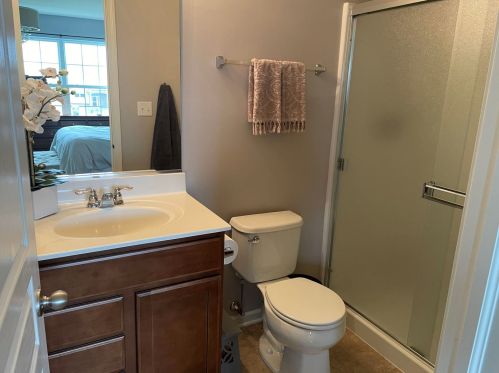 1249 Alta Vista Dr, Pingree Grove IL  60140-2057 exterior