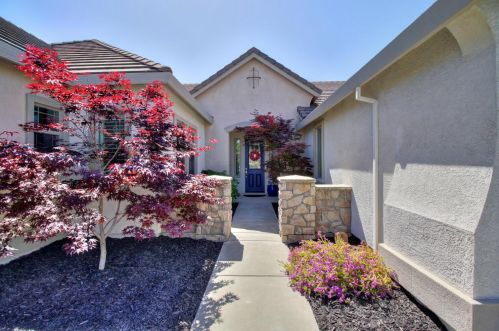 9960 Winkle Cir, Elk Grove, CA 95757-6277