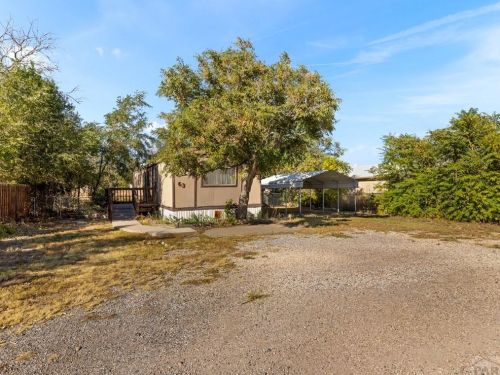 63 Vern Dr, Pueblo, CO 81007-5006