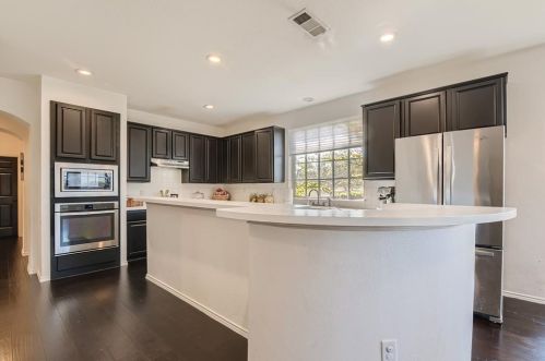 8301 Ash Riv Ct, Fort Worth TX  76137-5715 exterior